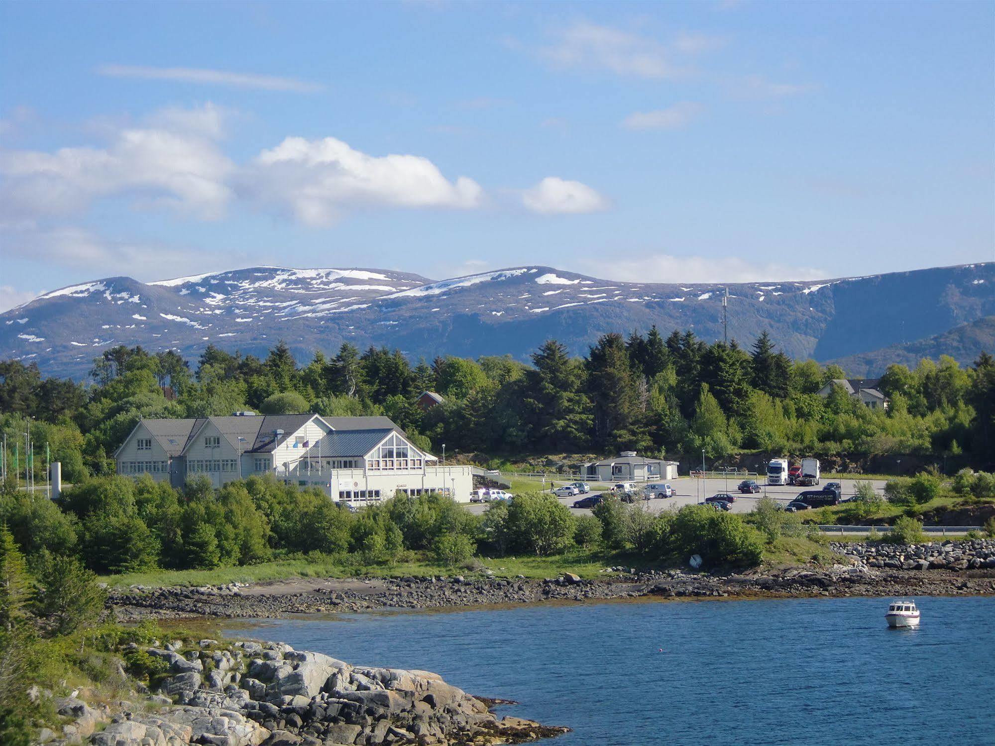 Aalesund Airport 3* Ytterland