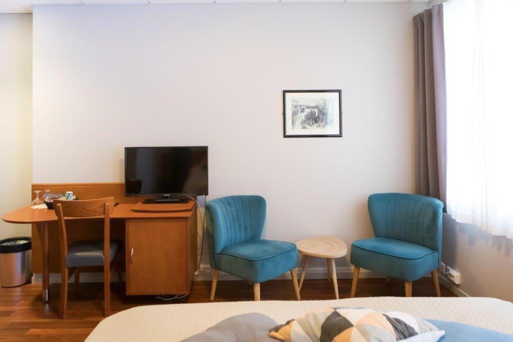 Hotell Aalesund Airport 3*